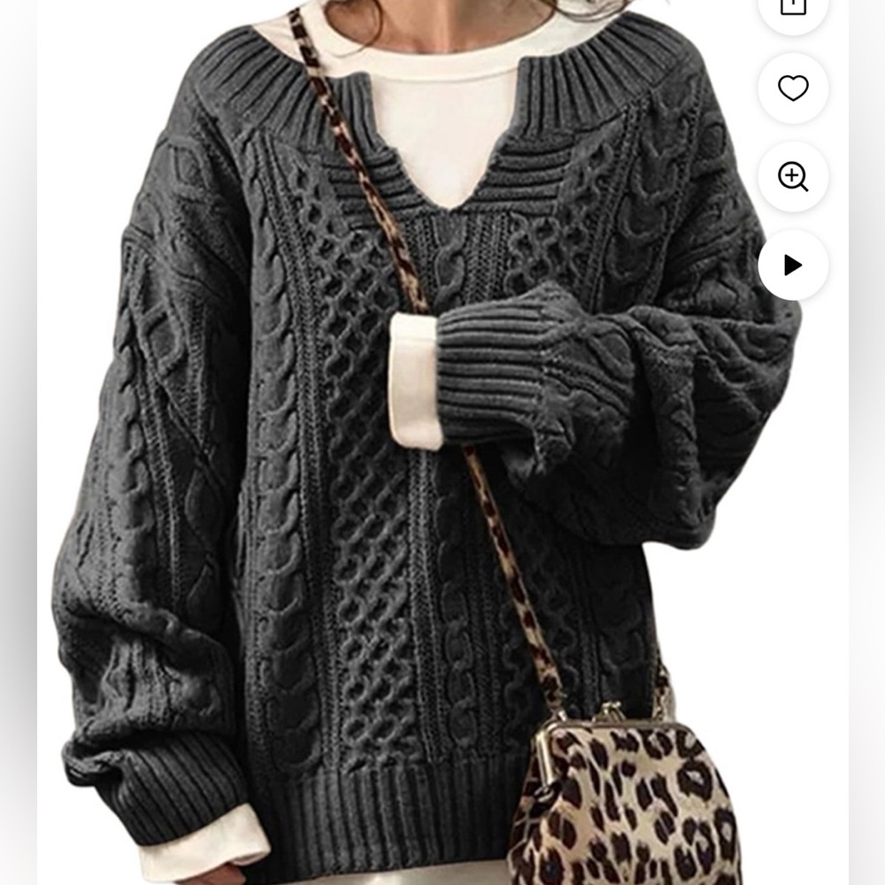 NEW XL Oversized sweater gray (there were no tags on sweater when purchased)